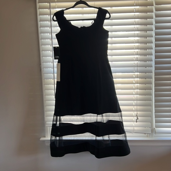 Adriana Papell cocktail dress - Picture 5 of 6